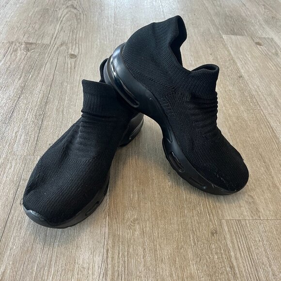 Unisex Black Slip On Work Shoes - W10 / M8 - Picture 1 of 9